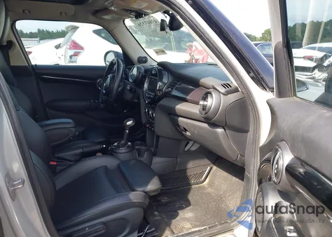 2016 Mini Hardtop Cooper S z USA, uszkodzony, nr VIN WMWXU3C51G2D28912